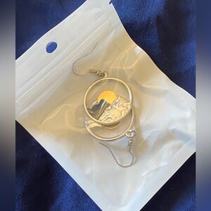 Sunset dangle earrings